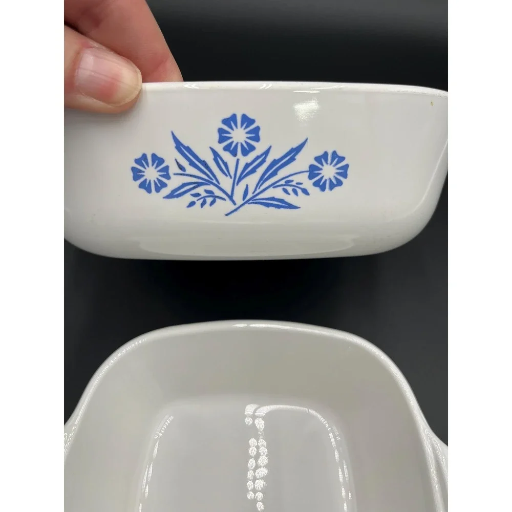 Vintage Corningware Cornflower Baking Dishes: 2-Piece Set